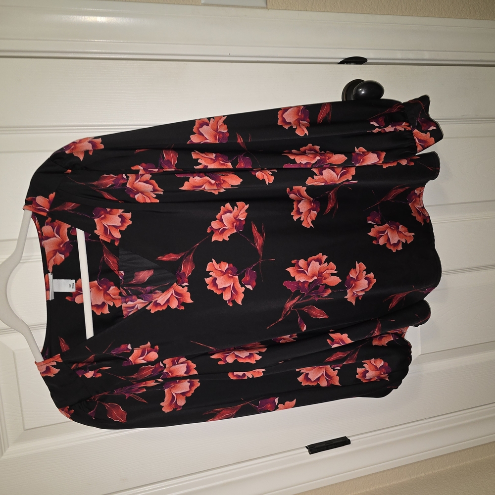 Ava & Viv Floral Top in Orange and Black